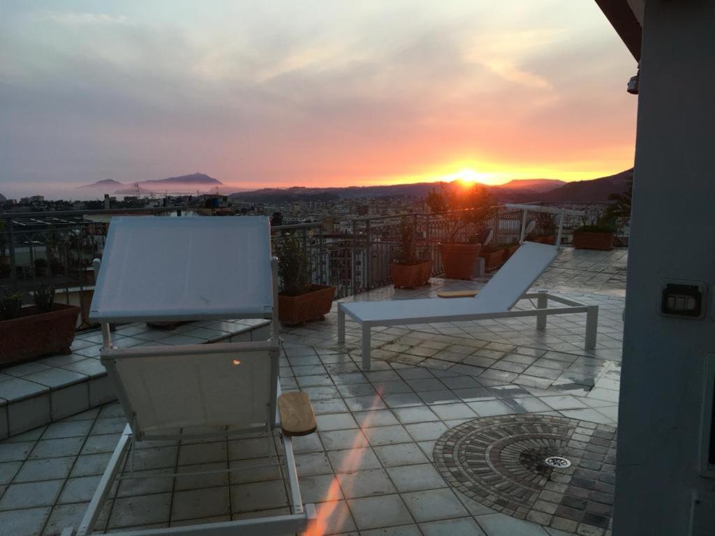 Terrazza Morghen Panoramic Rooftop Наполи Екстериор снимка