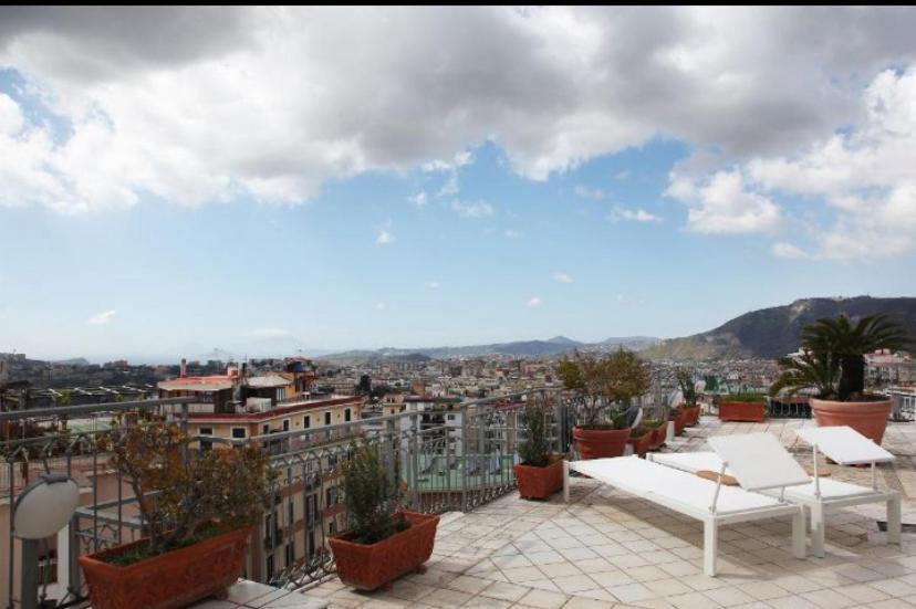 Terrazza Morghen Panoramic Rooftop Наполи Екстериор снимка